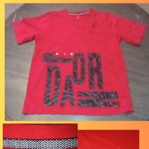 Jordan Boys Shirt X-Large 13-15 YRS Red Short Sleeve Casual Basketball
